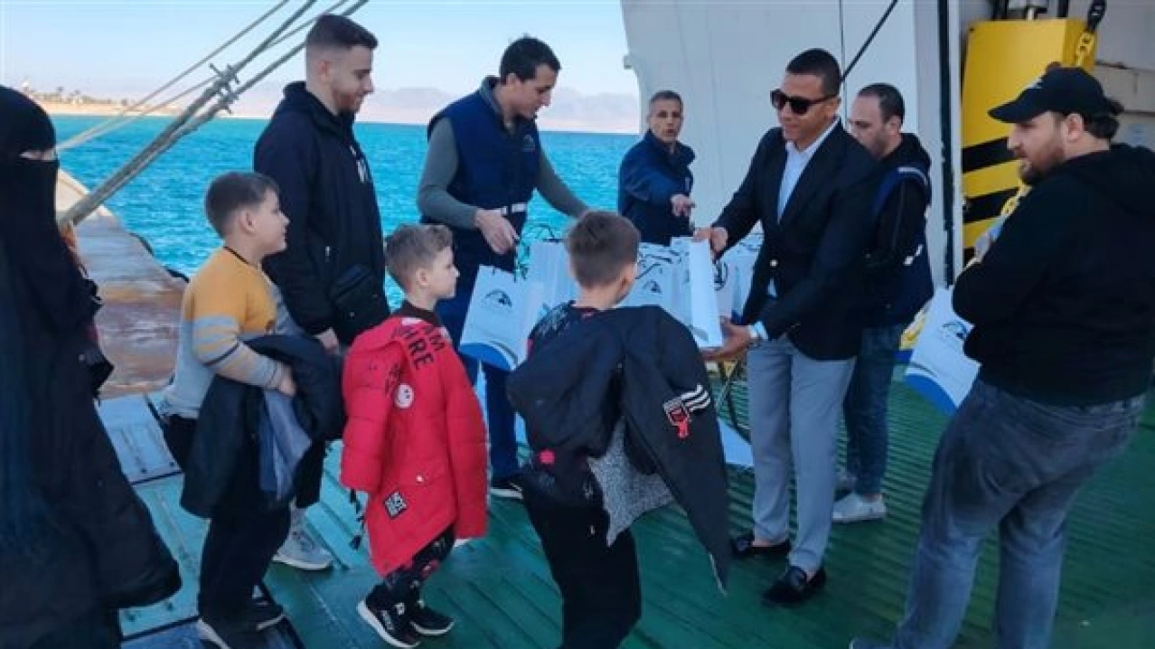 عبر ميناء نويبع... بدء عودة اللاجئين السوريين إلى وطنهم