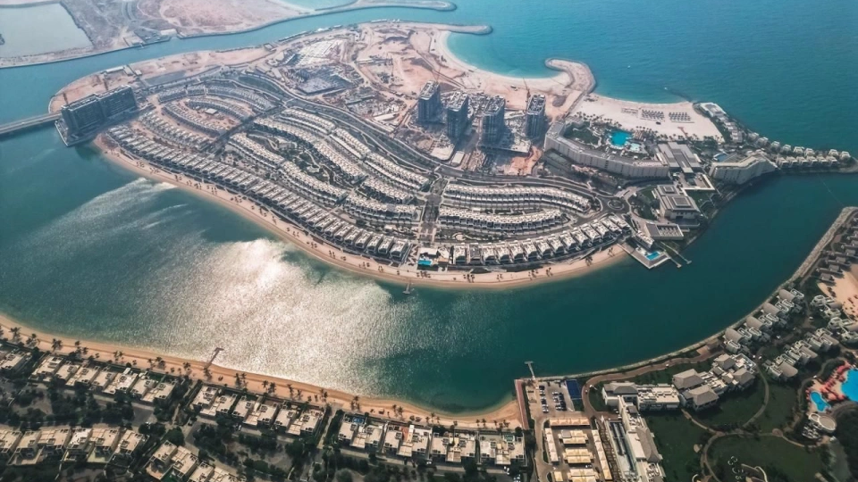 النمو الاستثنائي في معاملات العقارات برأس الخيمة يصل إلى 25000% خلال 7 سنوات