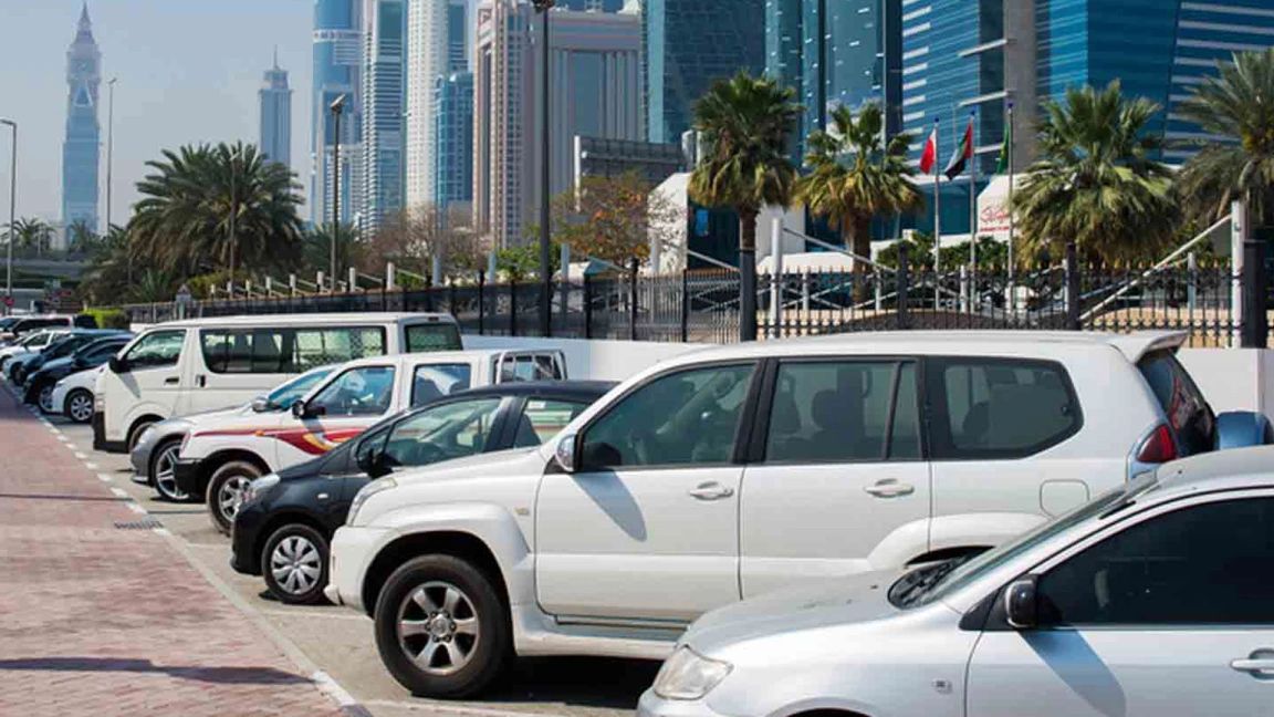 «باركن» تعلن عن بدء تطبيق التعرفة المرنة لمواقف السيارات في دبي اعتباراً من 4 أبريل 2025