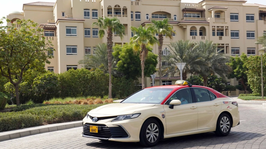 «بولت» تضيف 700 مركبة أجرة من «تاكسي دبي» لخدمة مطاري الإمارة