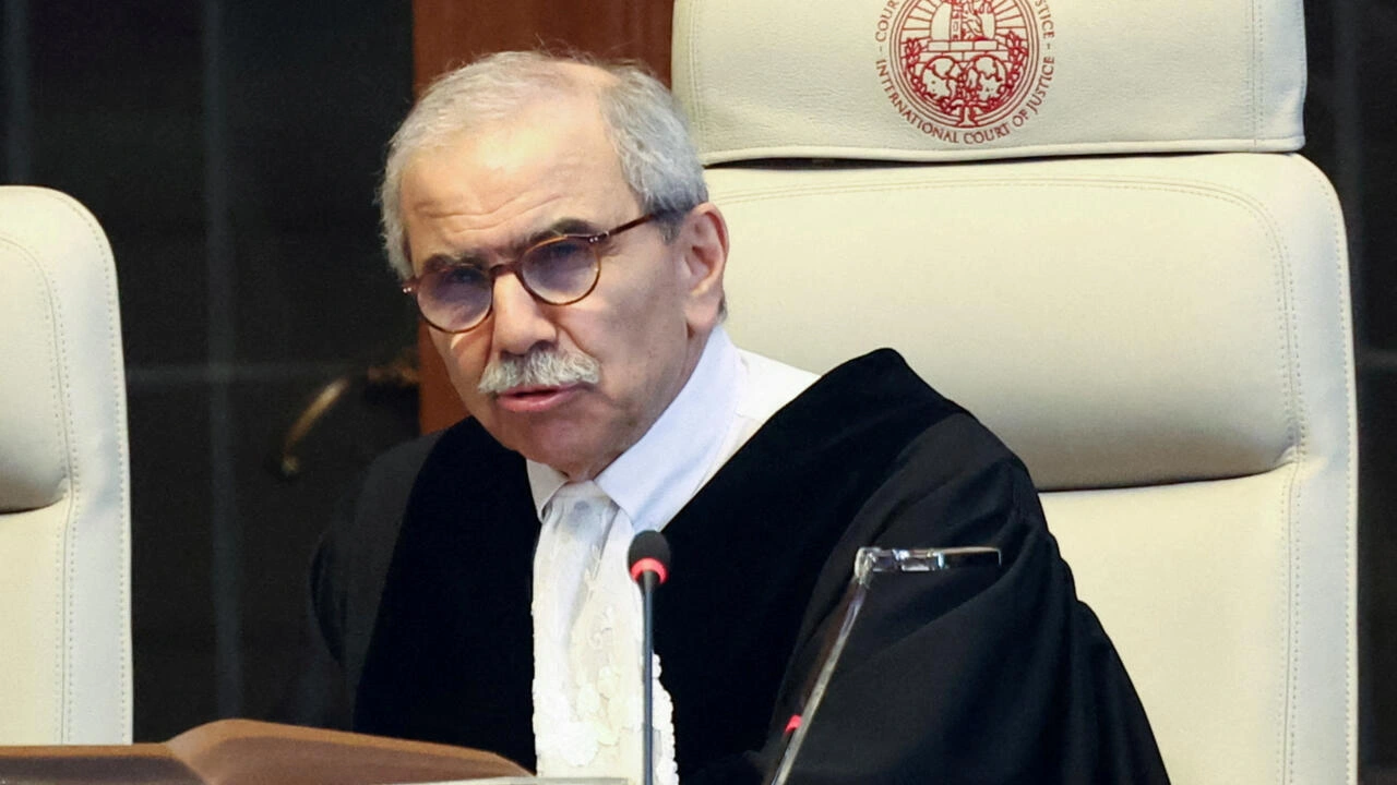 رئيس الحكومة نواف سلام يوضح أسباب رفضه التصويت لتعيين كريم سعيد حاكماً لمصرف لبنان