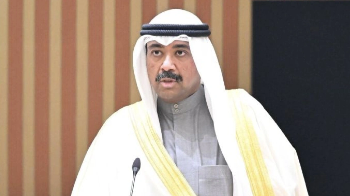 وزير الدفاع يشيد بتضحيات الجيش خلال زيارة ميدانية بمناسبة عيد الفطر السعيد