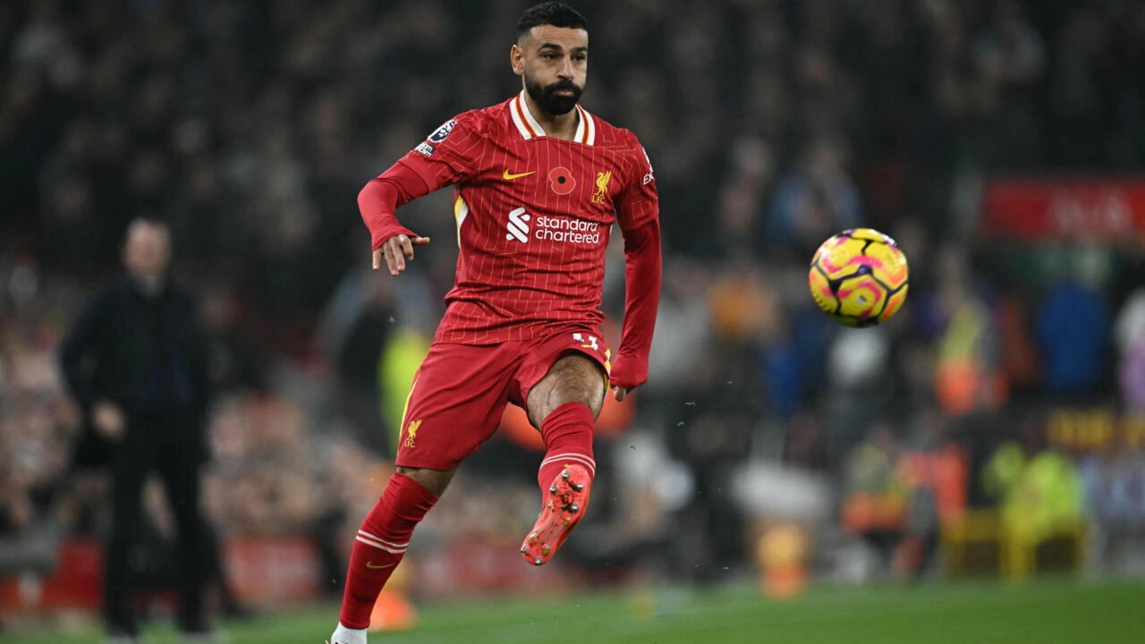 ليفربول يقترب من حسم لقب الدوري الإنجليزي بعد ساعات