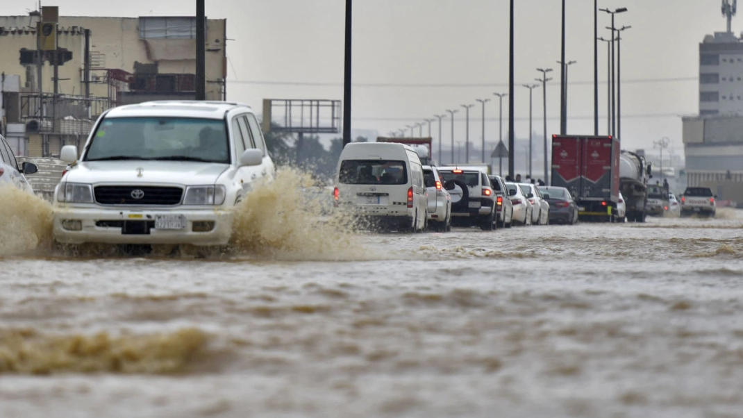 توقعات الطقس في السعودية الأحد 11 مايو: أمطار غزيرة وسيول متوقعة