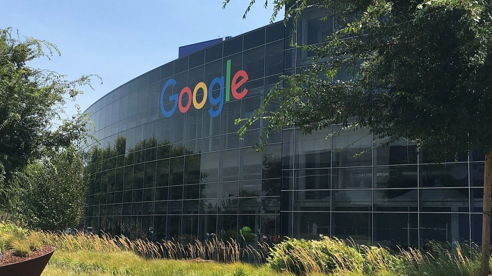 Google Rolls Out AI Email Summarization in Gmail