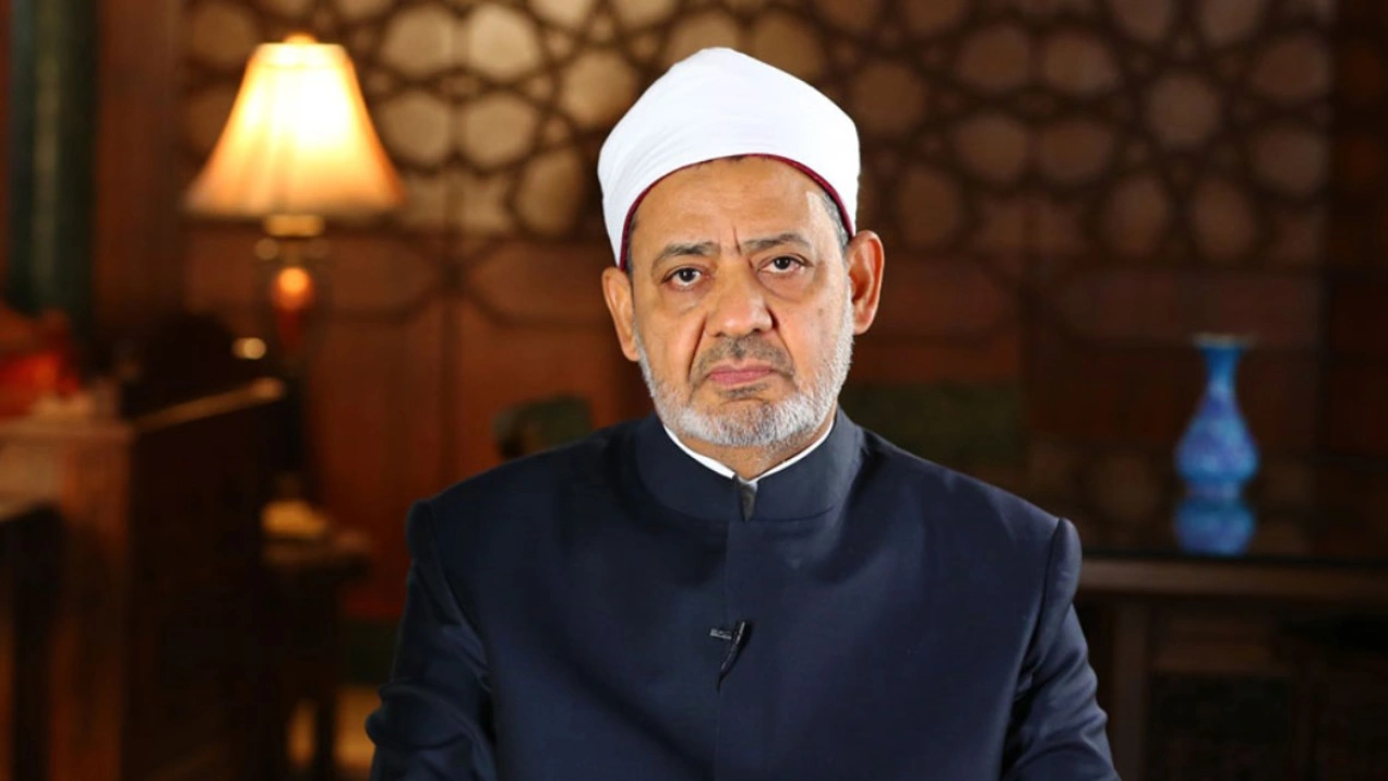 شيخ الأزهر يدين استمرار العدوان الإسرائيلي على إيران