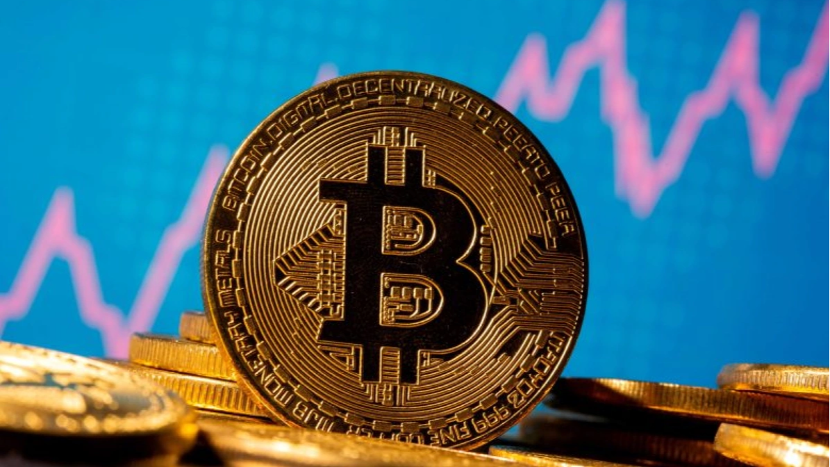 أسعار العملات الرقمية اليوم: بيتكوين تواصل الصعود وتقترب من 107 آلاف دولار