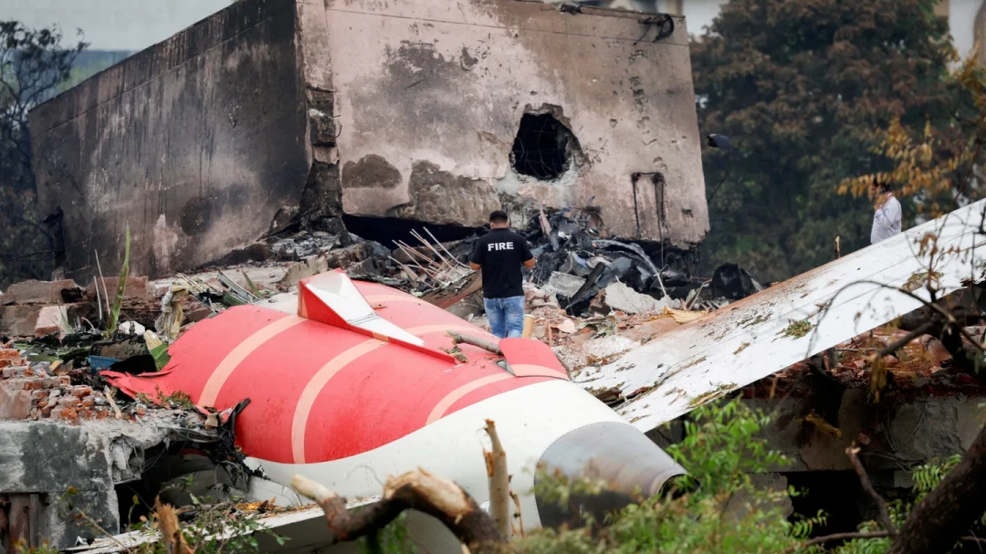 Pilot Groups Defend Against Allegations in Air India Crash