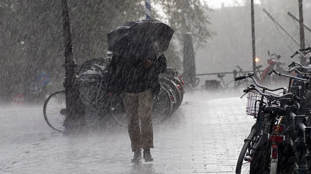 Torrential Rains in South Korea Claim Four Lives, Force 1,300 Evacuations