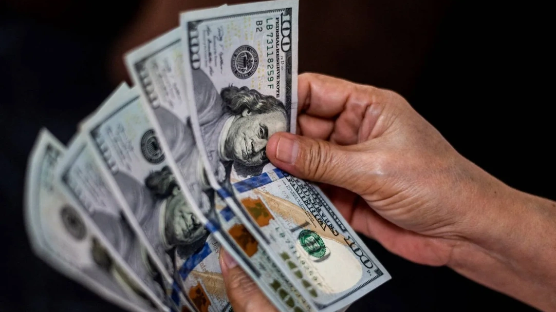 تحديثات أسعار الدولار في البنوك المصرية اليوم السبت