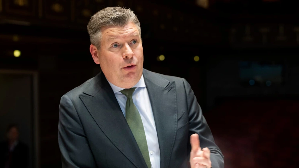 BP Appoints Albert Manifold as New Chairman Amid Strategic Overhaul