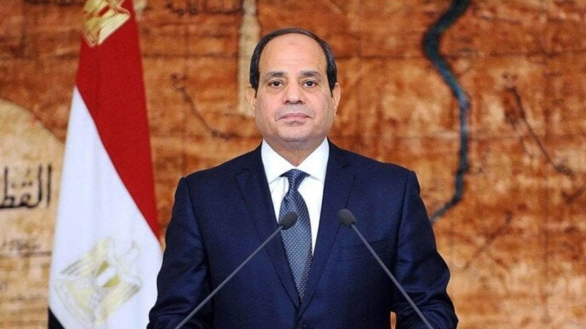 الرئيس السيسي يعرب عن تعازيه للرئيس بوتين في حادث الطائرة