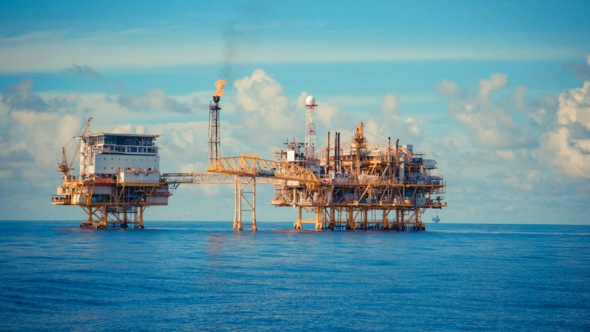 Ruler Orders Extension of Natural Gas Services Across Sharjah