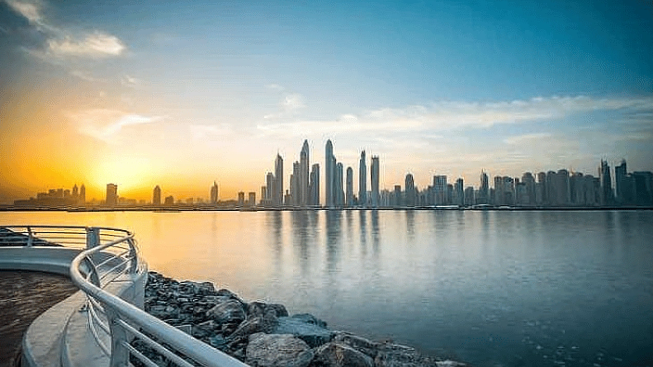 UAE Weather: Clear to Partly Cloudy Conditions Expected Tomorrow