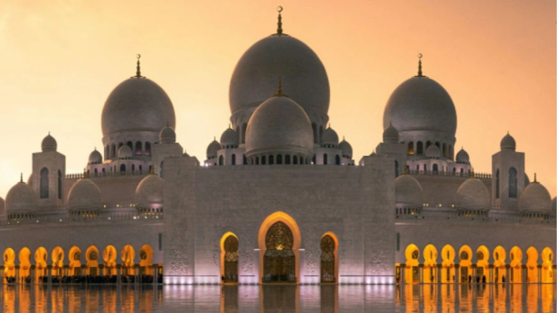 عطلة المولد النبوي في 5 سبتمبر للقطاعين الحكومي والخاص بالإمارات