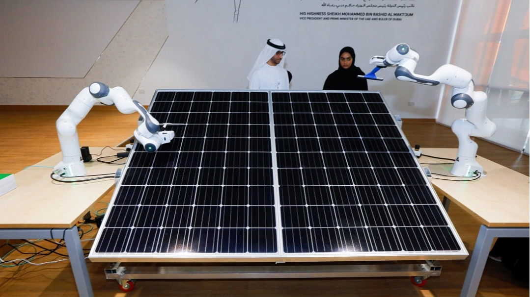 Dubai Electricity's Summer Programs Emphasize AI and Sustainability