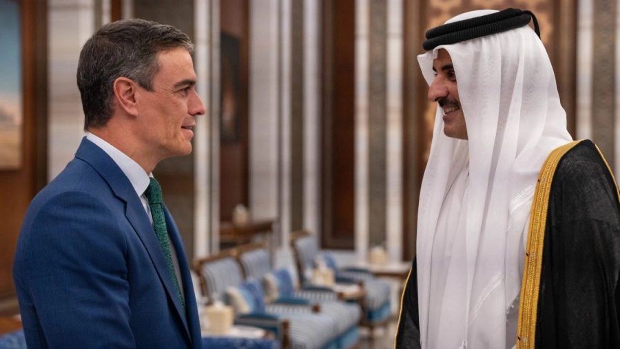 الأمير الشيخ تميم يتباحث هاتفياً مع رئيس وزراء إسبانيا