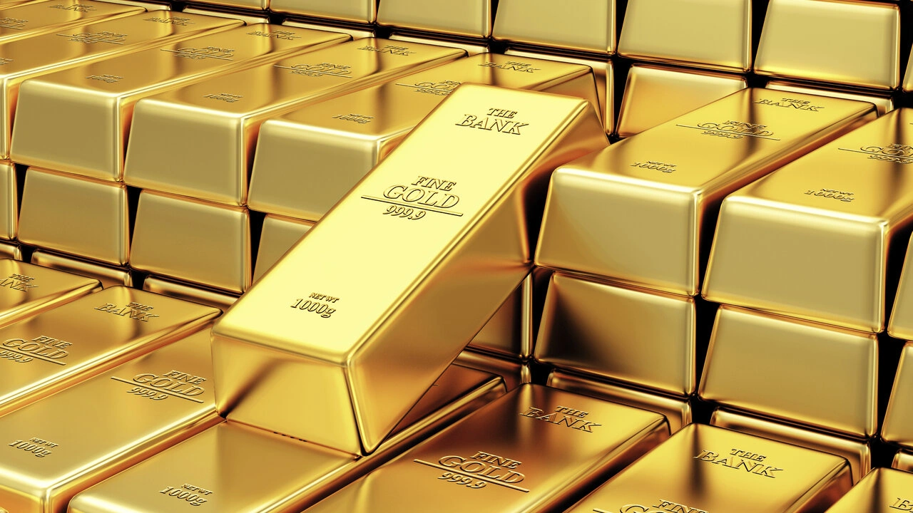 ارتفاع تاريخي للذهب يتجاوز 3800 دولار مع تصاعد القلق بشأن الإغلاق الأمريكي