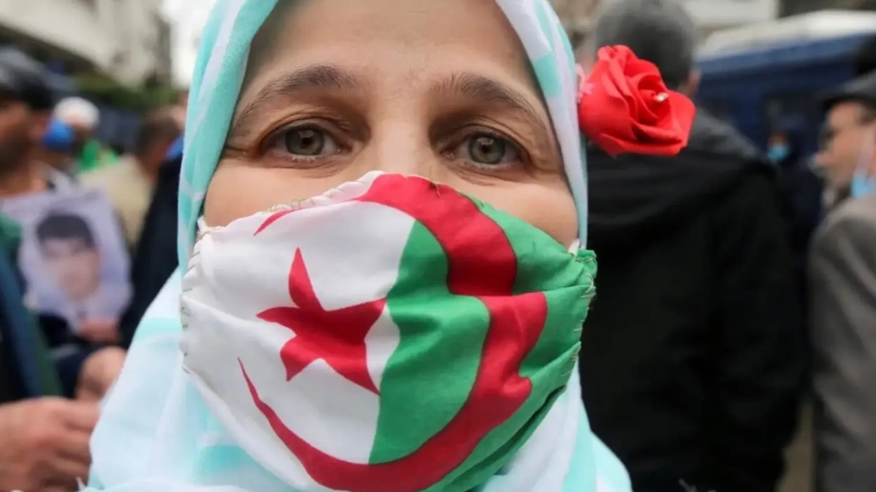 كيفية التسجيل في منحة المرأة الماكثة في البيت بالجزائر 2024 عبر منصة الوكالة الوطنية للتشغيل