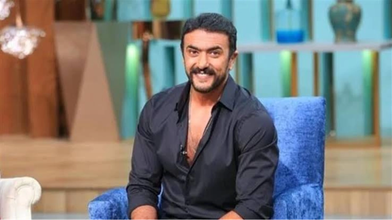 أحمد العوضي ينفي شائعة مرضه ويؤكد: أنا بخير إشاعة والله