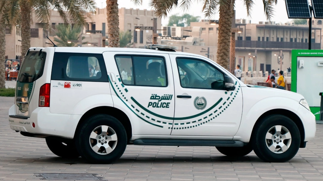 شرطة دبي تحتجز 11 مركبة بسبب فوضى وضجيج وإزعاج السائقين