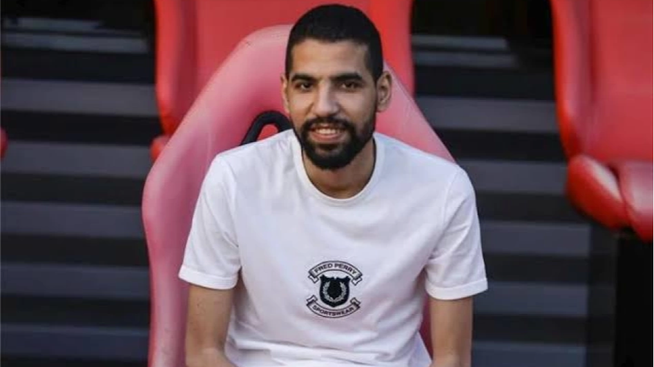 العثور على سحر مدفون لنجم الأهلي السابق مؤمن زكريا في المقابر