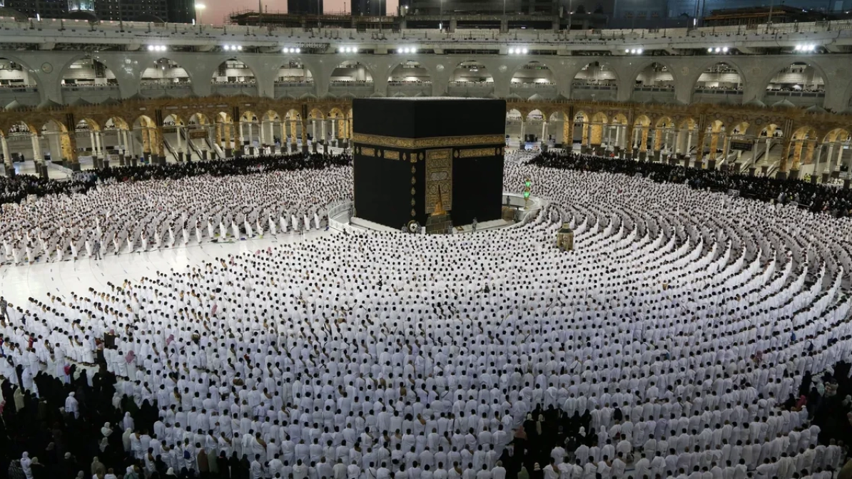 الإمارات: الشؤون الإسلامية تحدد ثلاثة شروط للحصول على تصريح الحج