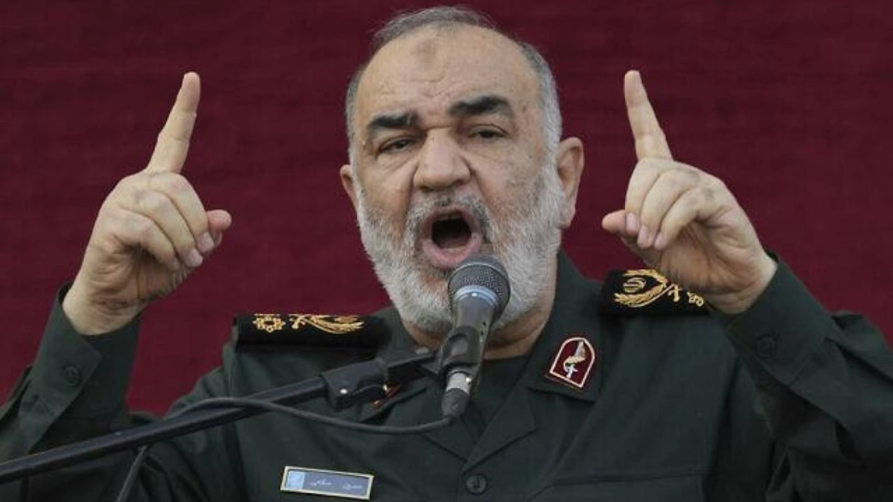 قائد الحرس الثوري الإيراني يتوعد لإسرائيل بضربة "موجعة" مرتقبة