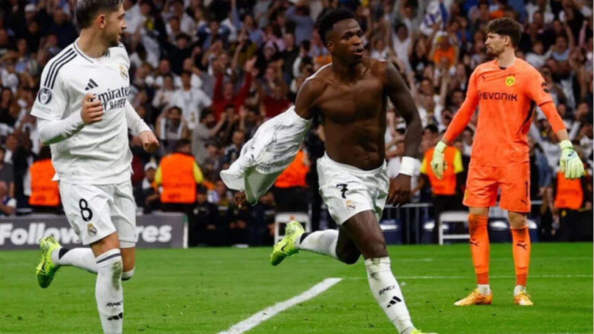 45 دقيقة تكفي مدريد ..هاتريك فينيسيوس يقود ريال مدريد للعودة أمام دورتموند