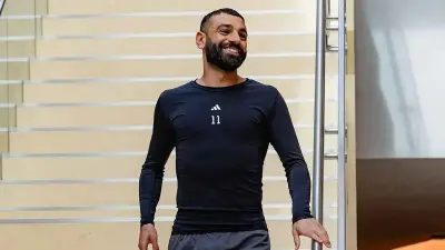 محمد صلاح يحتفل بفوز ليفربول بلقب