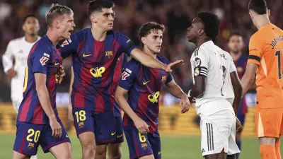 فينيسيوس جونيور خلال مباراة الكلاسيكو بين ريال مدريد وبرشلونة