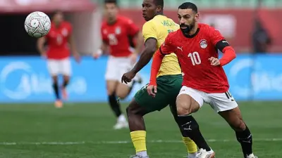 منتخبا مصر وجنوب أفريقيا في إحدى مواجهاتهما بكأس الأمم الأفريقية