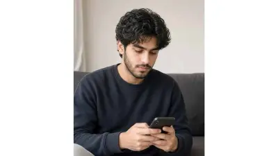 إعلان إلكتروني وهمي لبيع لوحة مركبة مميزة