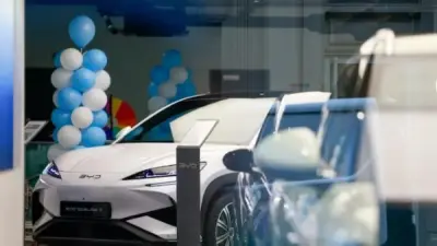 سيارات كهربائية صينية في سياق تقرير عن رسوم جمركية بريطانية محتملة