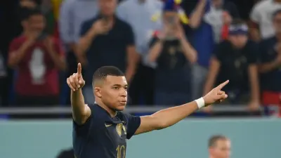 كيليان مبابي وفينيسيوس جونيور في سياق خبر عن ريال مدريد