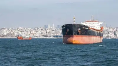 ناقلة النفط MT GEM 2 في سياق حادث بحري قبالة سواحل رأس الخيمة