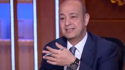 عمرو أديب خلال حديثه عن الاستفادة من خبرات الدول الآسيوية