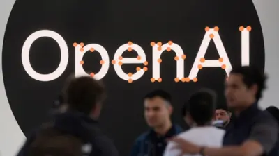 تعبير موضوعي عن قضية اتهام موظف في شركة OpenAI بوضع جهاز تسجيل سري