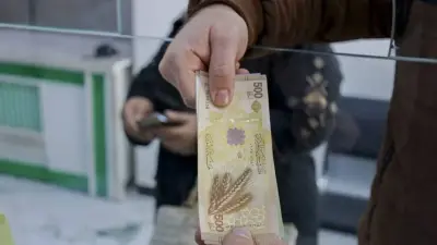أسعار الدولار مقابل الليرة السورية في السوق الموازية والرسمية