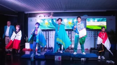يوسف دويدار لاعب وادي دجلة بعد إحرازه برونزية بطولة العالم للشطرنج