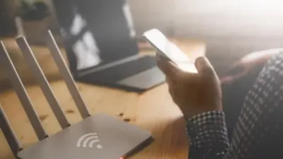 مضاعفة سعة باقة الإنترنت الأرضي الأساسية إلى 100 جيجابايت دون زيادة السعر