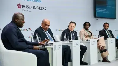 مباحثات حول مشروع تحلية مياه البحر ومحطة الضبعة النووية