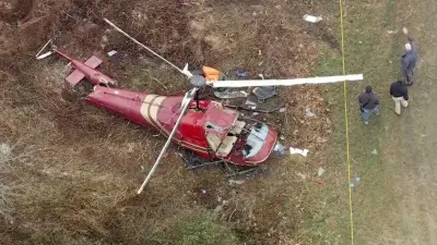 حادث تصادم مروحيتين قرب مطار ماكمينفيل في ولاية أوريجون