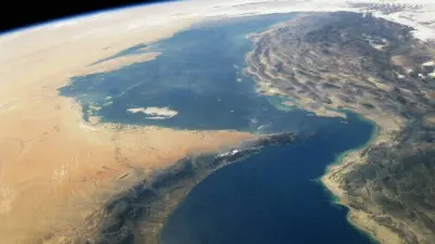 إجلاء طاقم ناقلة النفط «RITI» بعد استهدافها قبالة مسندم