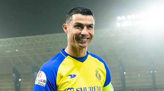 كريستيانو رونالدو يفرض رؤيته داخل نادي النصر ويحقق نتائج مفاجئة
