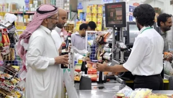 التضخم في السعودية يسجل أعلى مستوى له منذ 15 شهراً