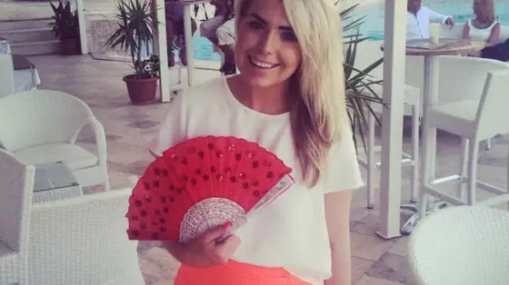 Bad Lashes "Emily McNamee" is looking to relaunch her pop star career