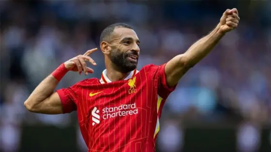 ليفربول: عدم تأثر الفريق بشائعات رحيل محمد صلاح