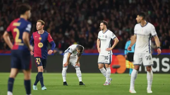 برشلونة وإنتر ميلان يتعادلان في مباراة مثيرة 3-3