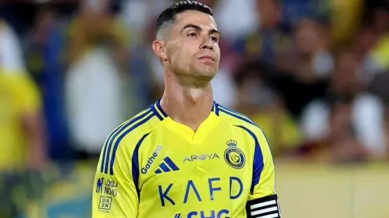 النصر السعودي يقترب من تجديد عقده مع كريستيانو رونالدو